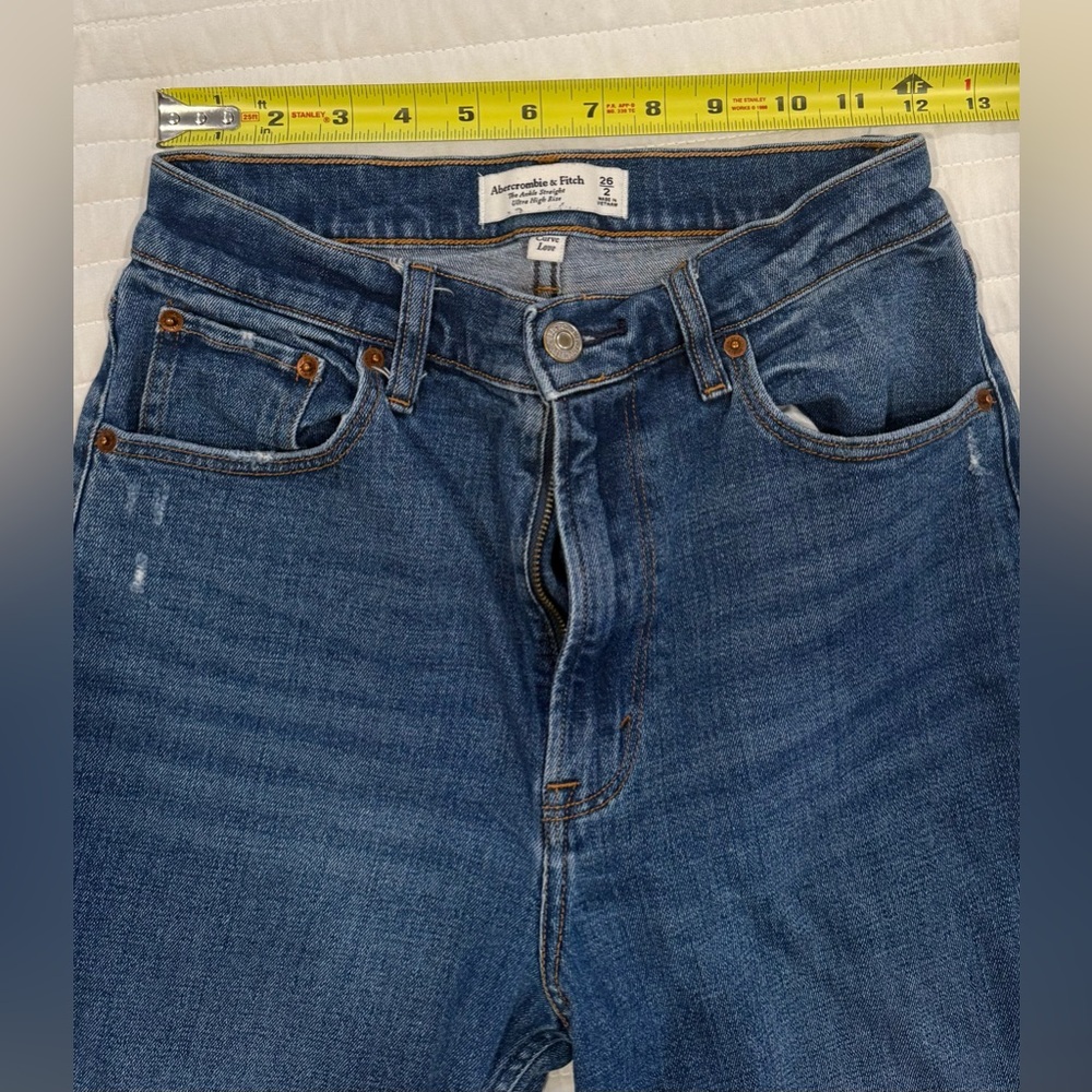 Abercrombie & Fitch Curve Love Ultra High Rise Ankle Straight Jean Size 26/2 - Picture 5 of 7